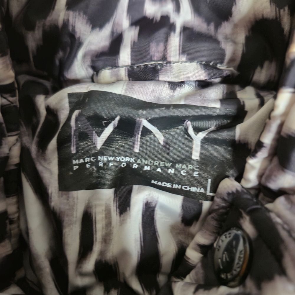 Andrew Marc New York Snow Leopard Print Puffer Coat Size Large - Picture 5 of 9